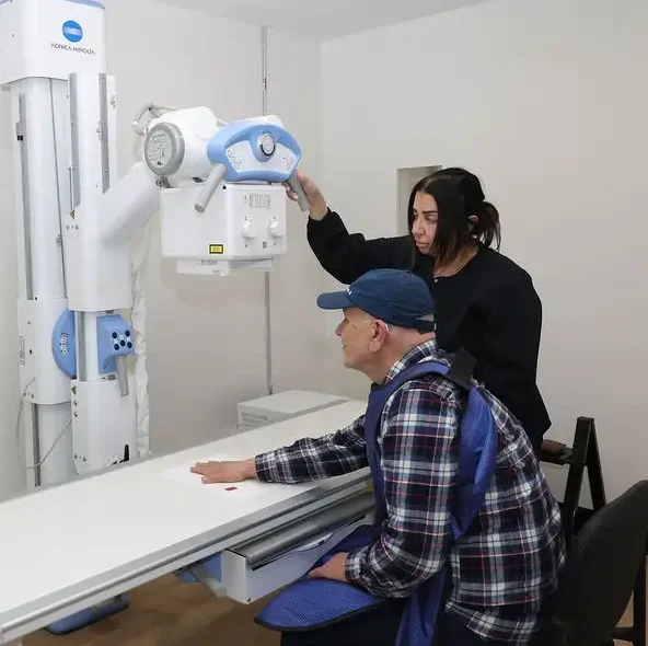 Digital X-ray imaging in Livonia performed at Serenity Urgent Care